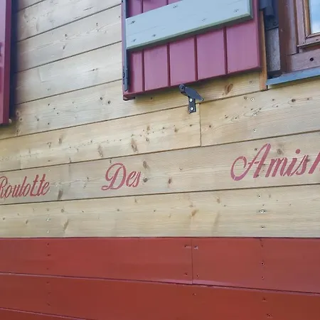 Gasthaus La Roulotte Des Amish & Bain Nordique A Remous Jacuzzi Mattexey Exterior foto