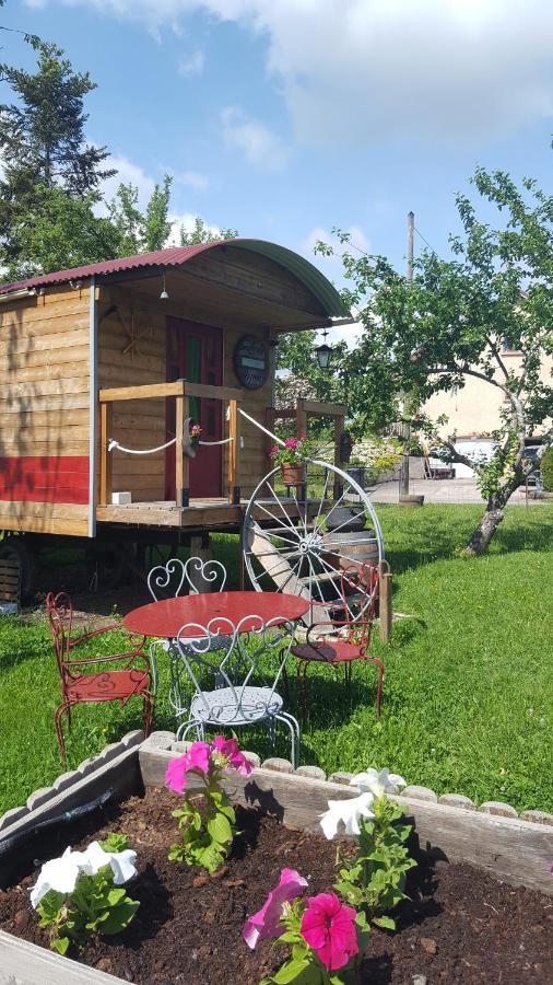 La Roulotte Des Amish & Bain Nordique A Remous Jacuzzi Landhaus *