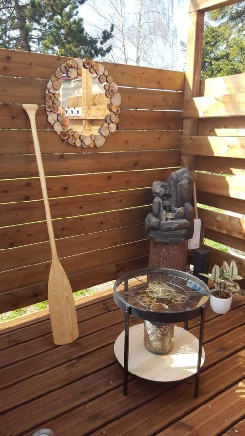 La Roulotte Des Amish & Bain Nordique A Remous Jacuzzi
